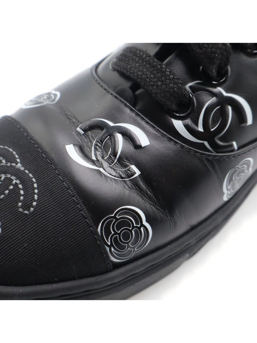 Chanel CC Logo Camellia Sneakers Black Fabric Leather - Picture 6 of 6